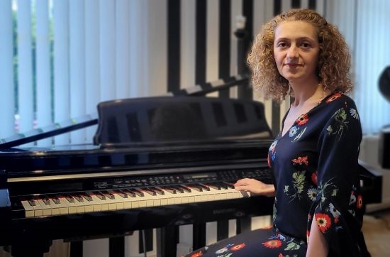 Lousine MARTİROSİAN